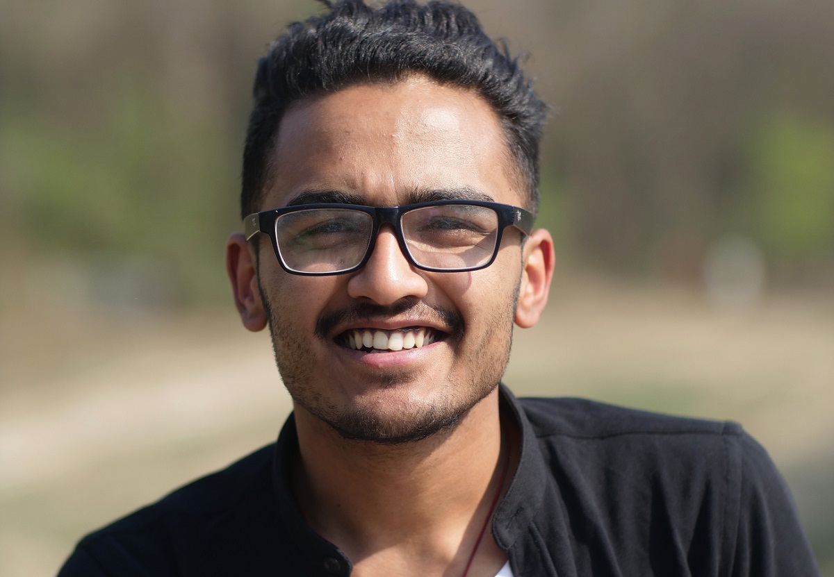 दिवस खड्का
